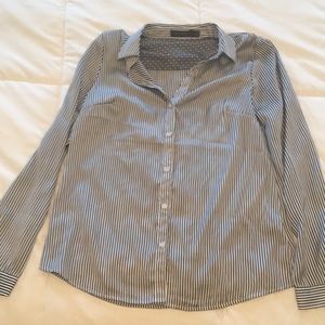 The limited button down top